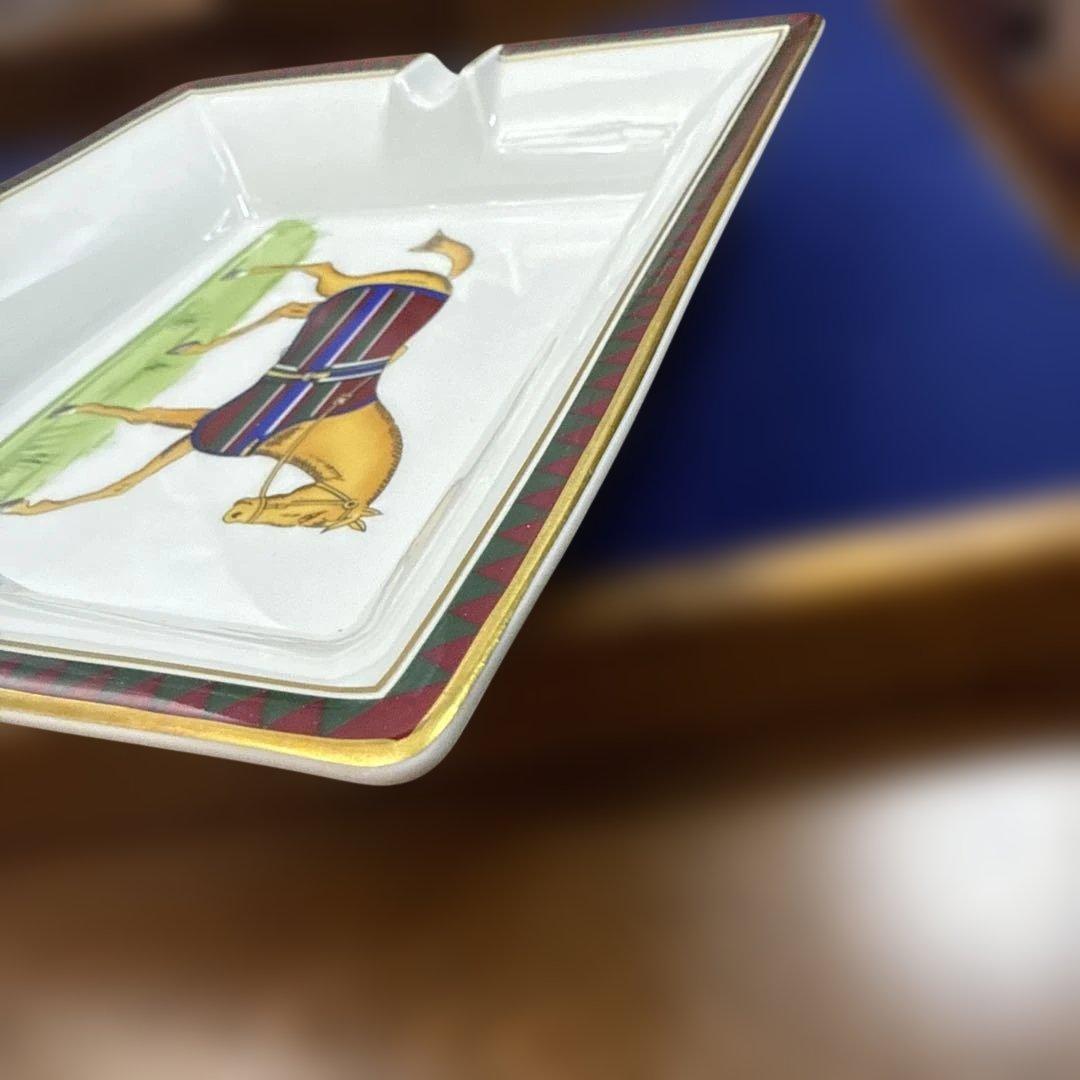 エルメスの馬のイラスト 陶器製灰皿