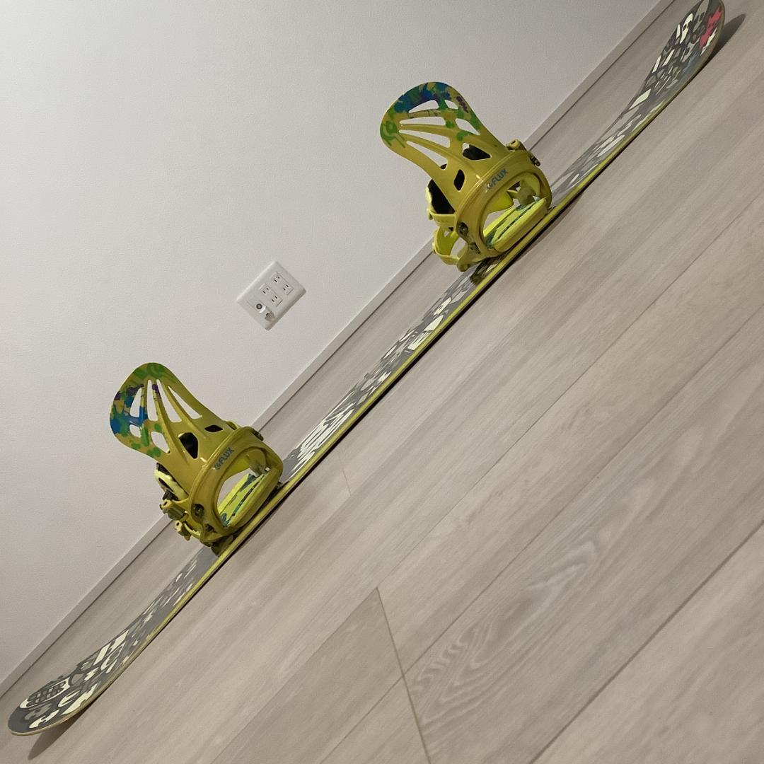 031GRAY FLUX メンズスノーボード初心者やグラトリ向きセット