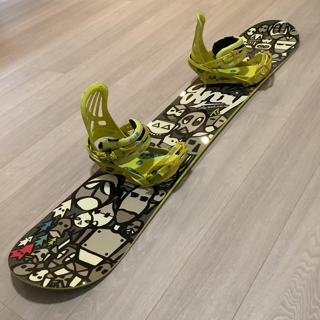 031GRAY FLUX メンズスノーボード初心者やグラトリ向きセット