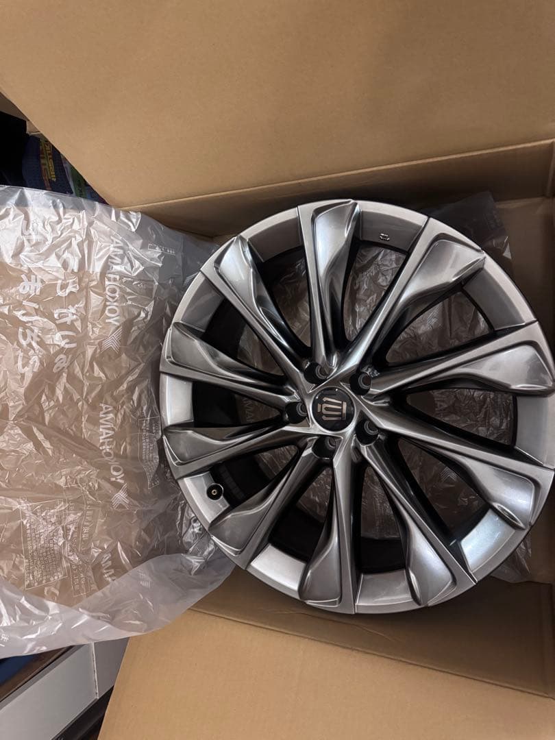 クロスオーバーＧアドバンスレザーパッケージ21インチホイール4本セット