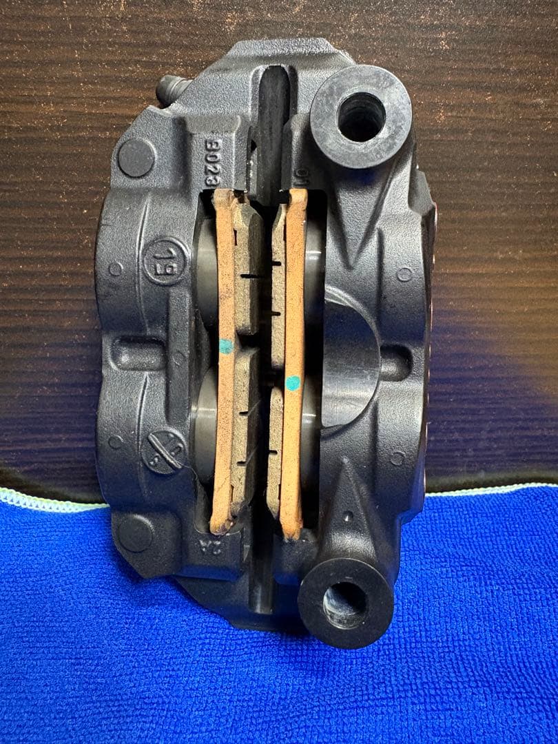 brembo ブレーキキャリパー 108mm
