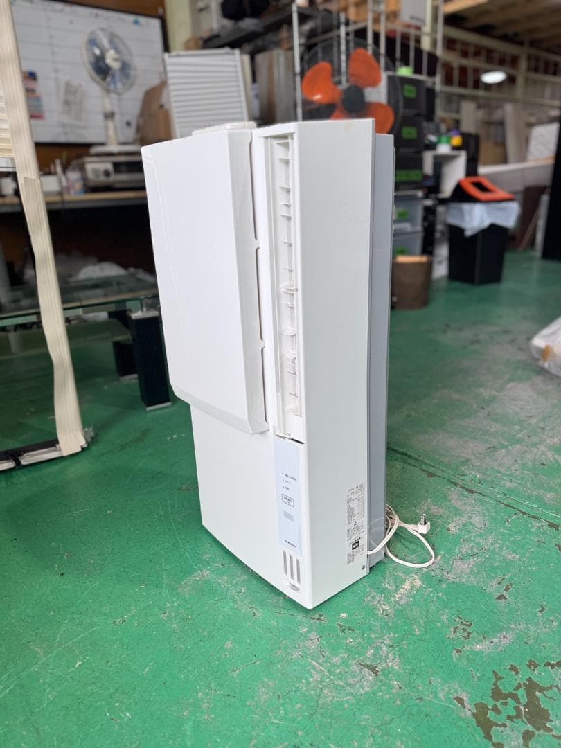 窓用エアコン　CWH-A1823R 2023年製　ｓ1006