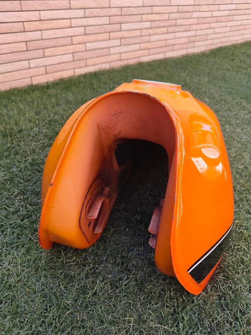 スズキ グラストラッカー ビックボーイ 純正 チェッカーフラッグ タンク