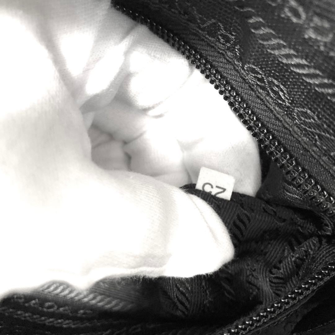 良品　PRADA プラダ　トートバッグ　ナイロン　ハンドバッグ　黒　ブラック