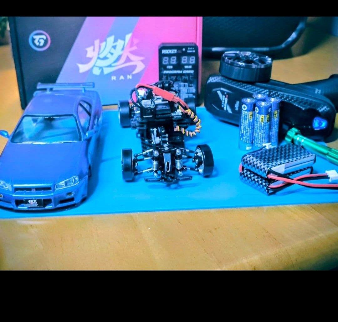 蚊車 シャージ DRIFT 1:24 メタル nissan 34