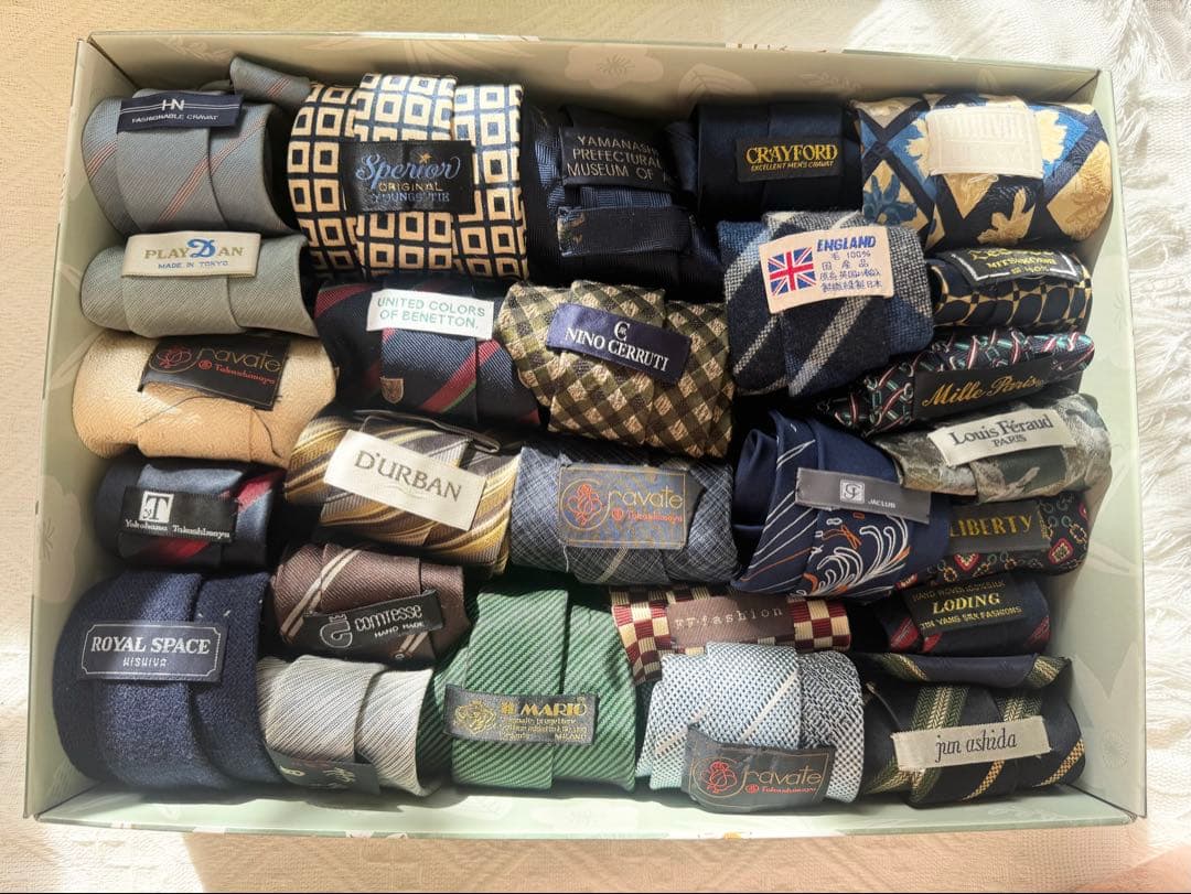 ネクタイまとめ売り 133本 ネクタイ まとめ ブランド メンズ