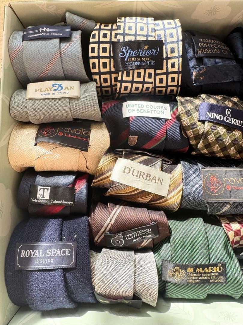 ネクタイまとめ売り 133本 ネクタイ まとめ ブランド メンズ