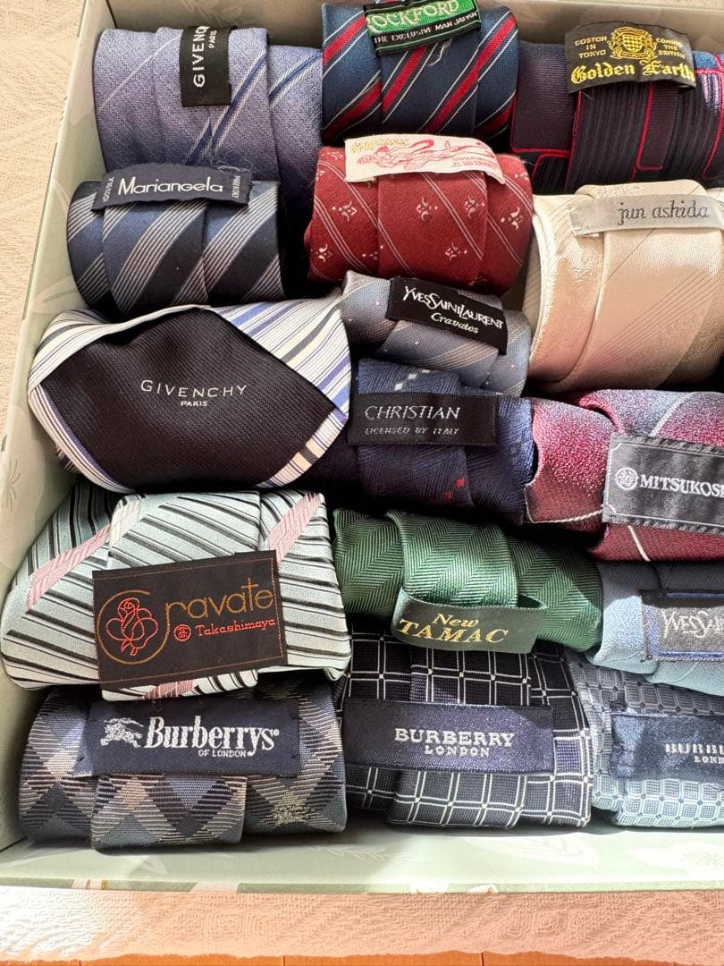 ネクタイまとめ売り 133本 ネクタイ まとめ ブランド メンズ