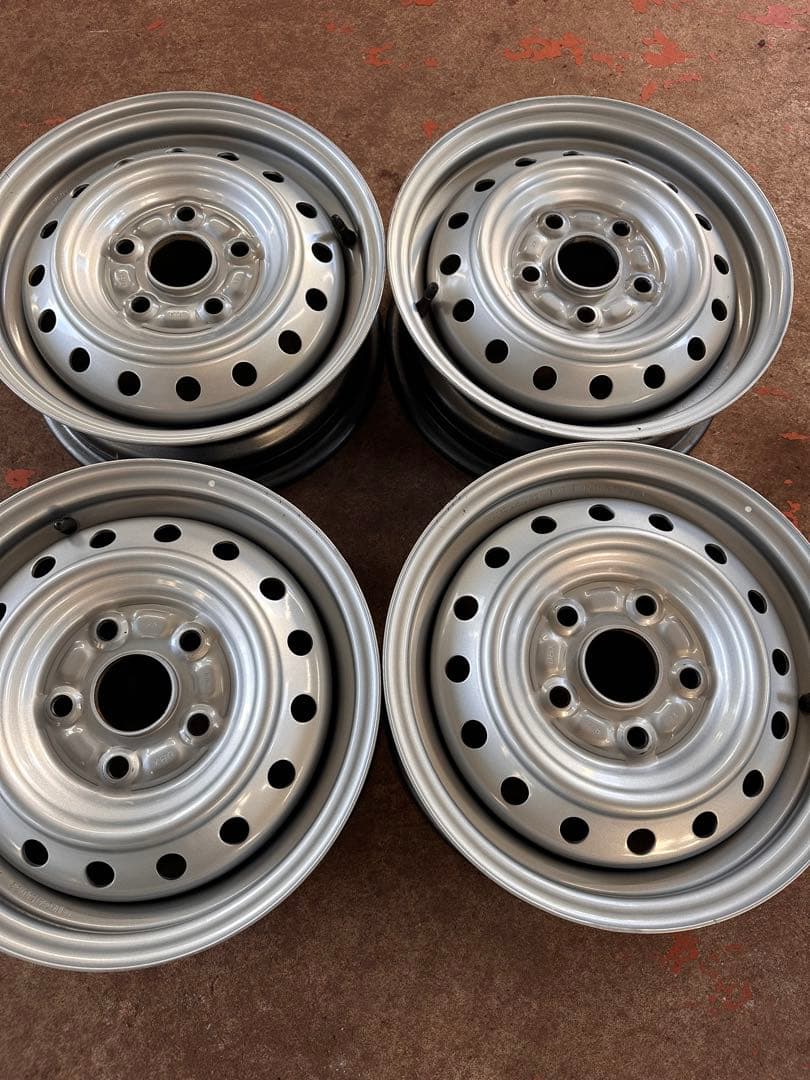 タウンエース　純正　鉄ホイール　新車外し 4本セット