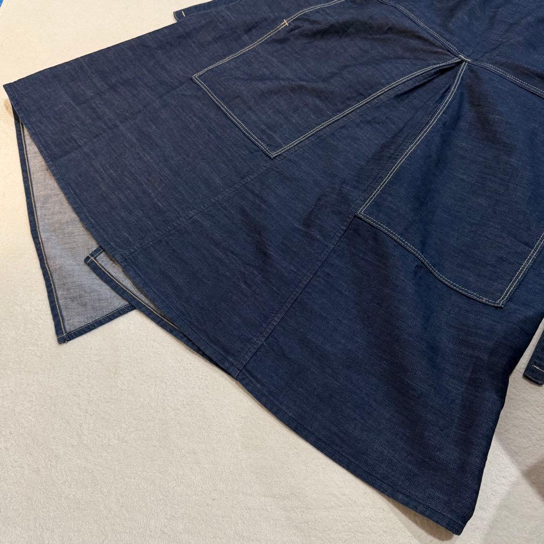 45R　モンプチデニムのエプロンドレス　ロゴ刺繍　インディゴ　日本製
