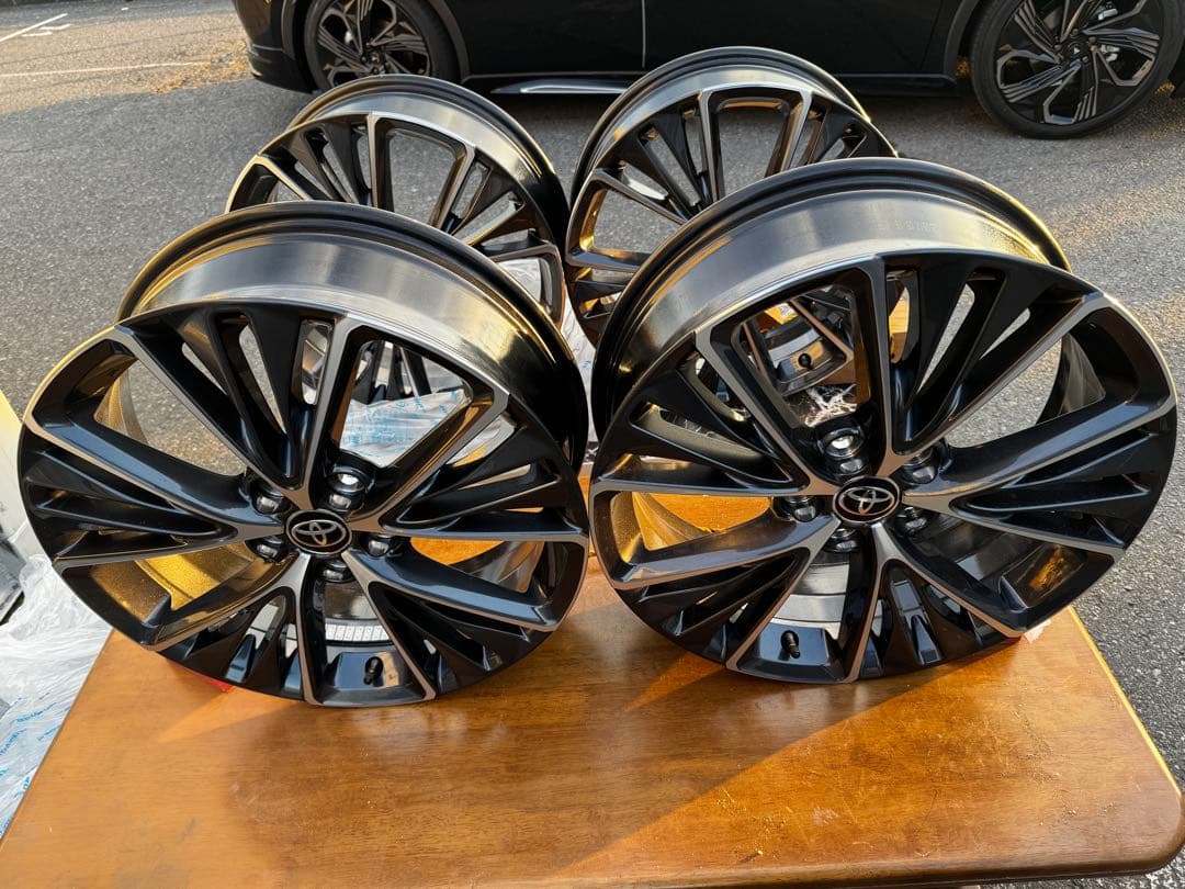 トヨタ 19インチ ブラックスポークホイール 4本セット
