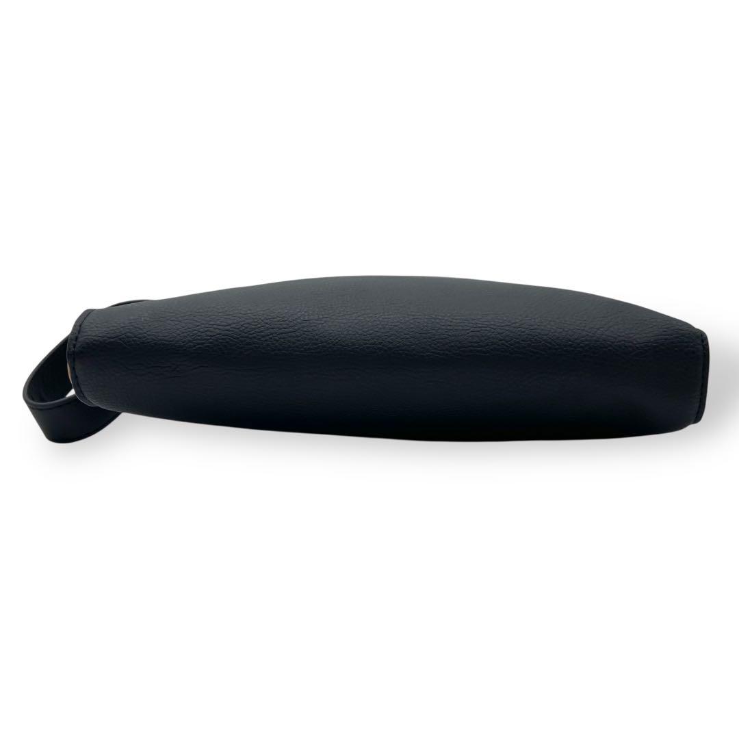 美品 ブルガリ クラッチバッグ セカンドバッグ レザー 黒 ブラック 金具ロゴ