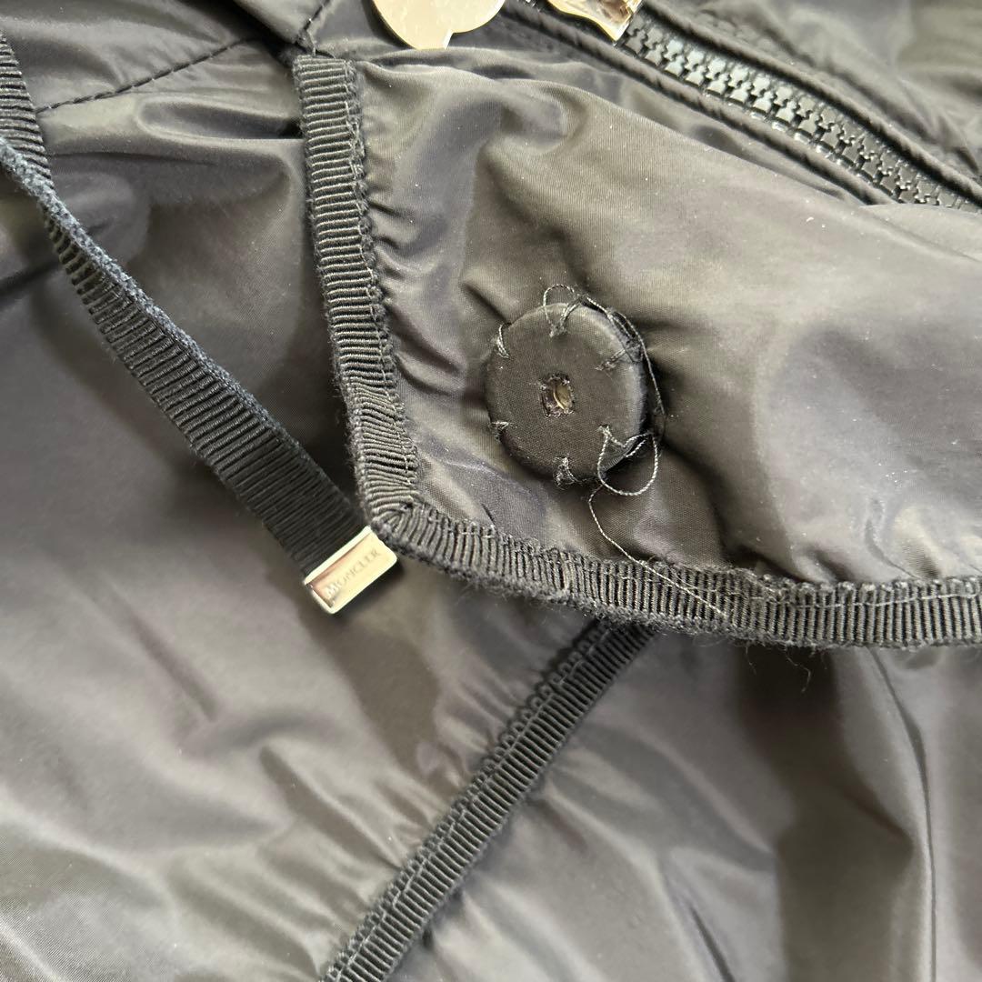 MONCLERモンクレール ブラックフレアナイロンコート