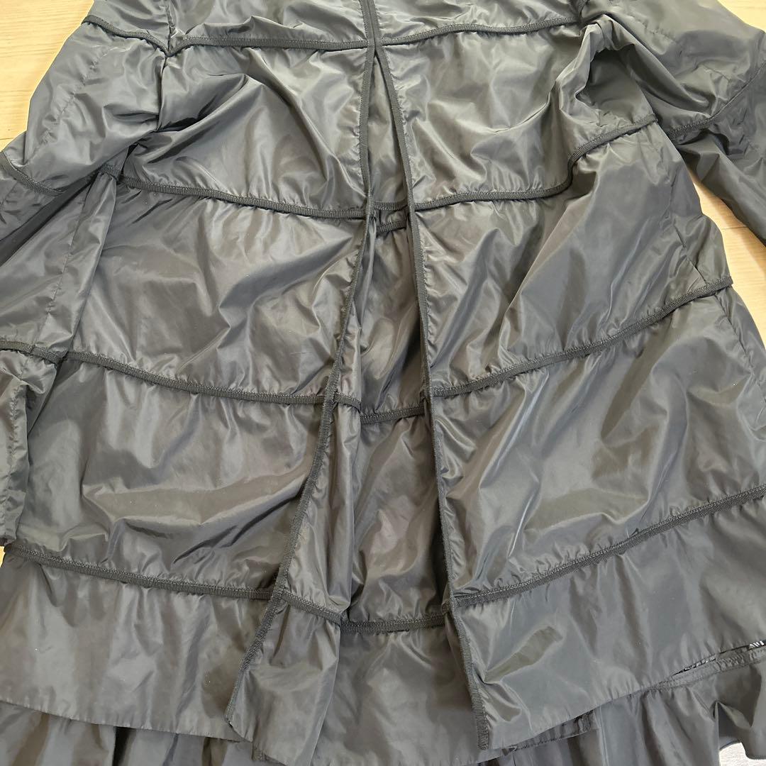 MONCLERモンクレール ブラックフレアナイロンコート