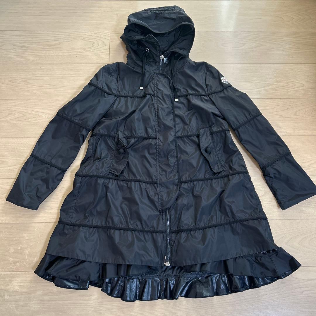 MONCLERモンクレール ブラックフレアナイロンコート