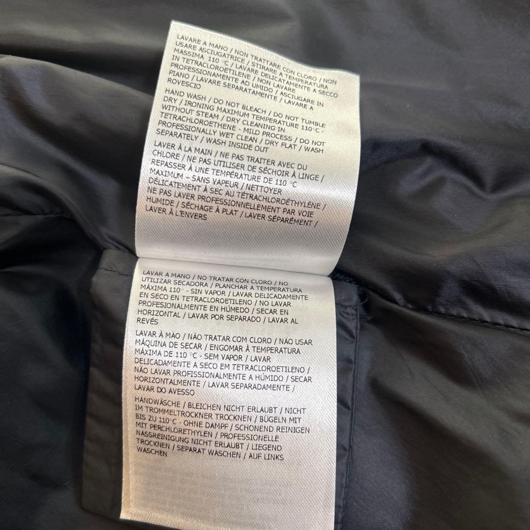 MONCLERモンクレール ブラックフレアナイロンコート