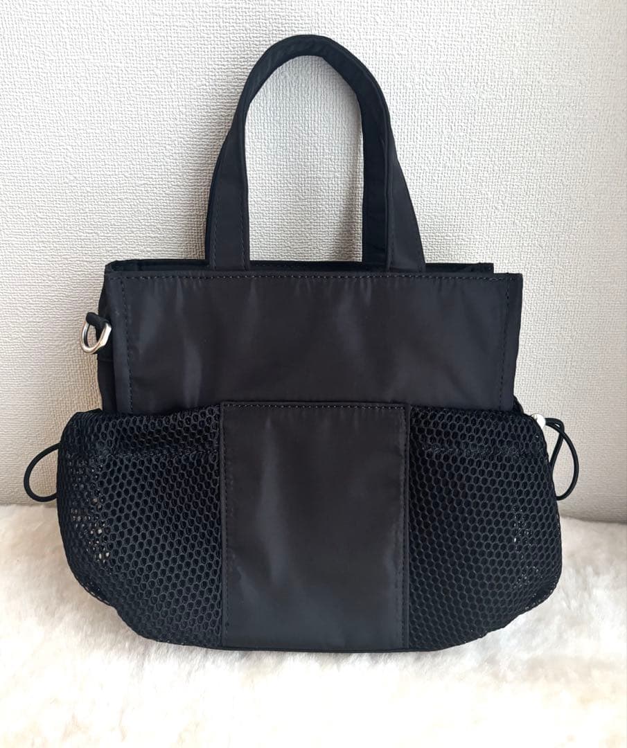 【未使用】ヌメロ ヴェントゥーノ N°21 黒 バッグ チェーン取り外し可能