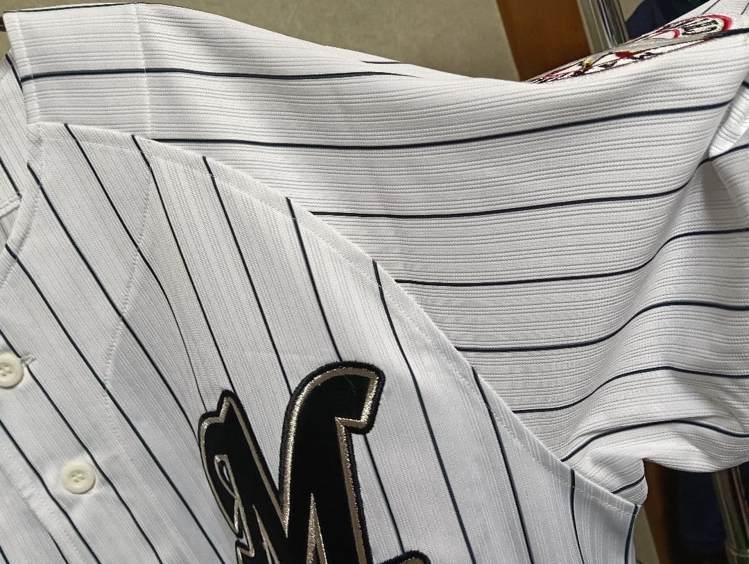 【新品タグ付き！】ロッテ 岡田幸文 ハイクオリティユニフォーム（Mサイズ）