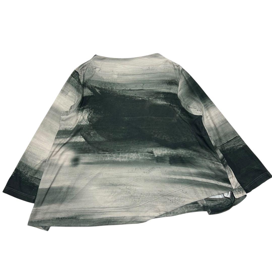 芽風　デザインカットソー　変形　総柄　センソユニコ