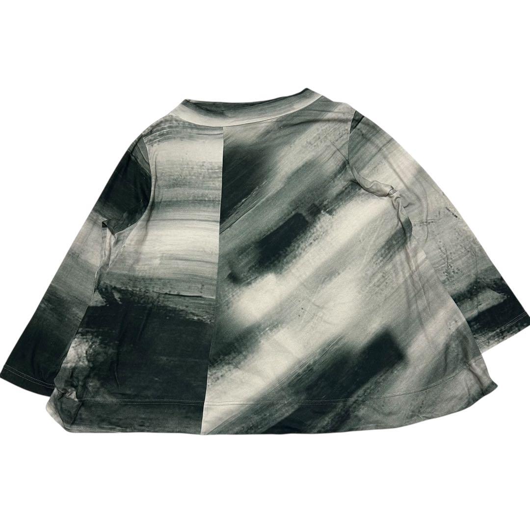 芽風　デザインカットソー　変形　総柄　センソユニコ