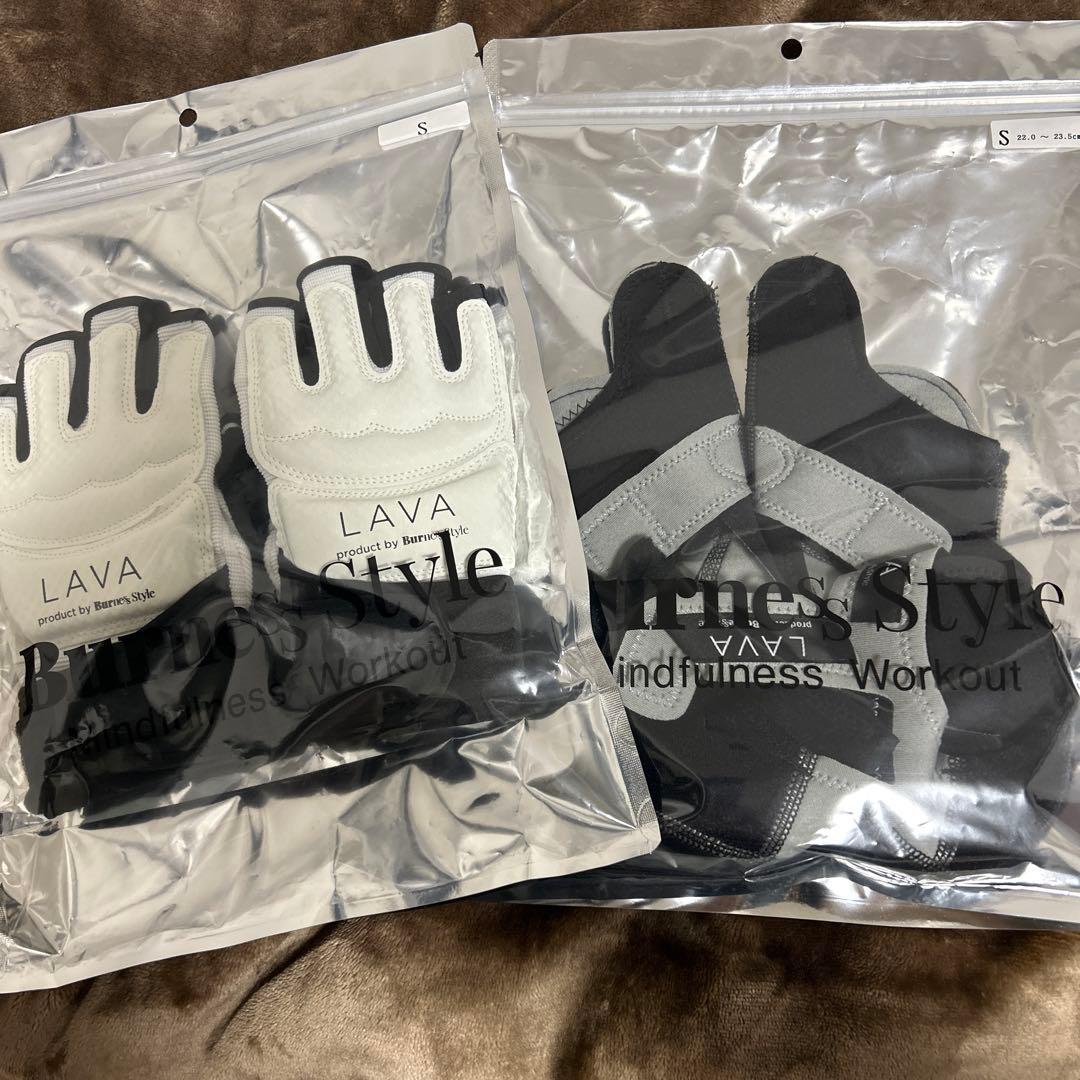 【新品未開封】バーネススタイル キックボクシング グローブ・シューズ Sサイズ