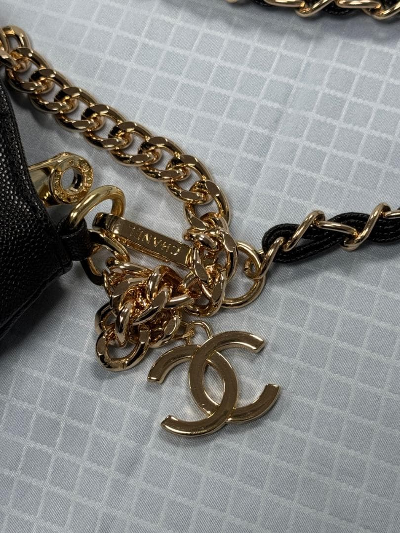 ✨新品・未使用ブラック キルティング ミニショルダーバッグdsa