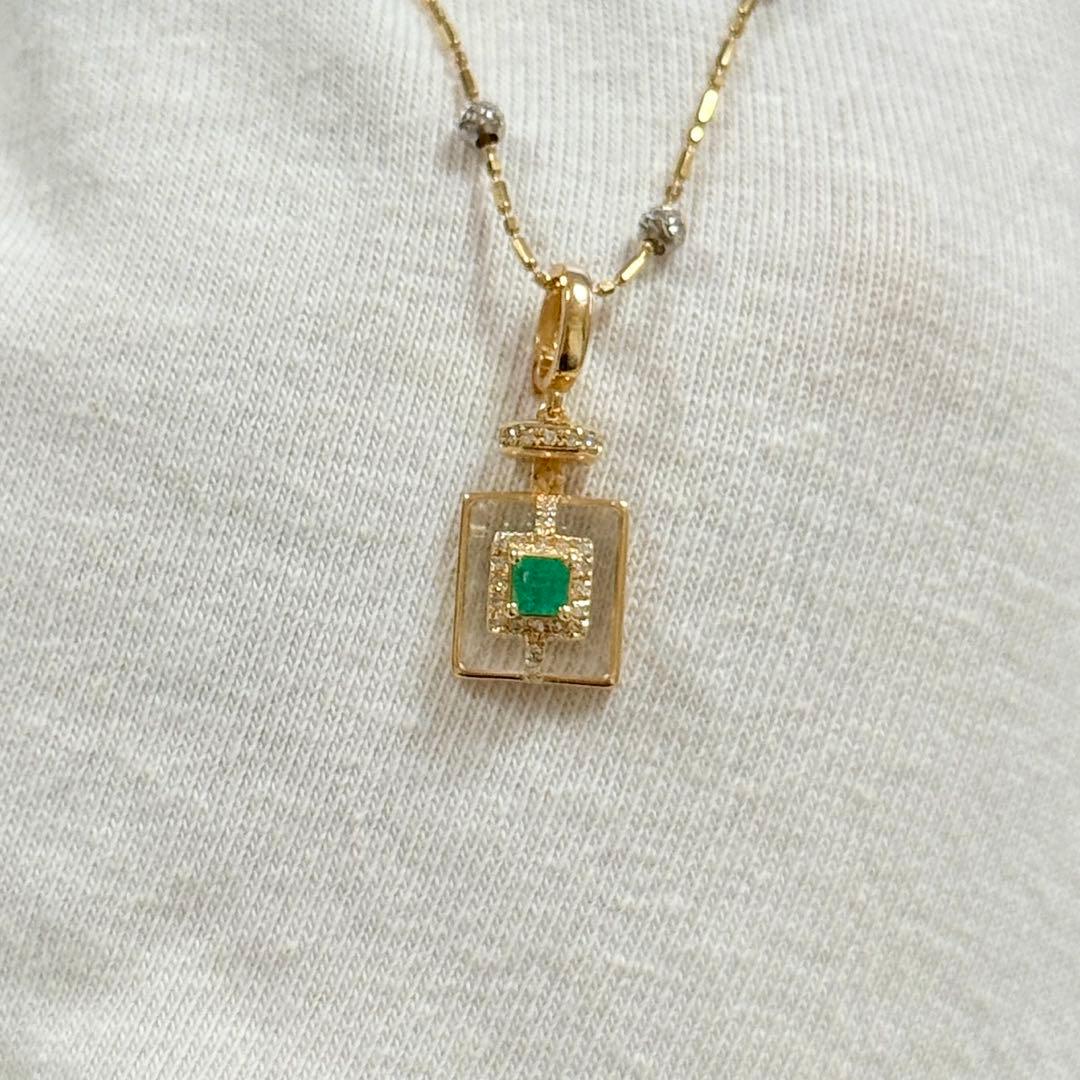 karen　K18エメラルド　ペンダントトップ　チャーム　18金　ダイヤ付