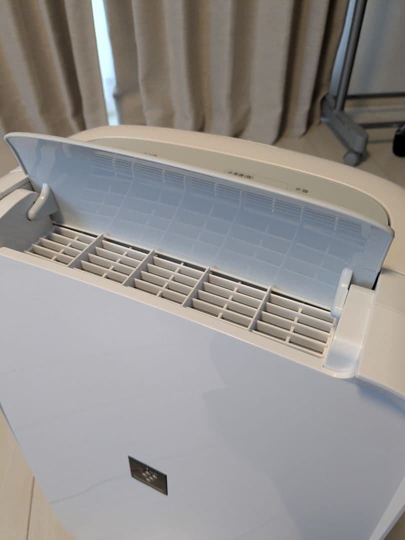 【coco01】SHARP CV-L71-W 除湿機