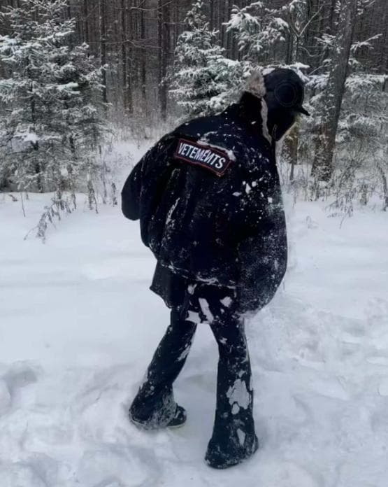 VETEMENTS ブラック アウタージャケット S