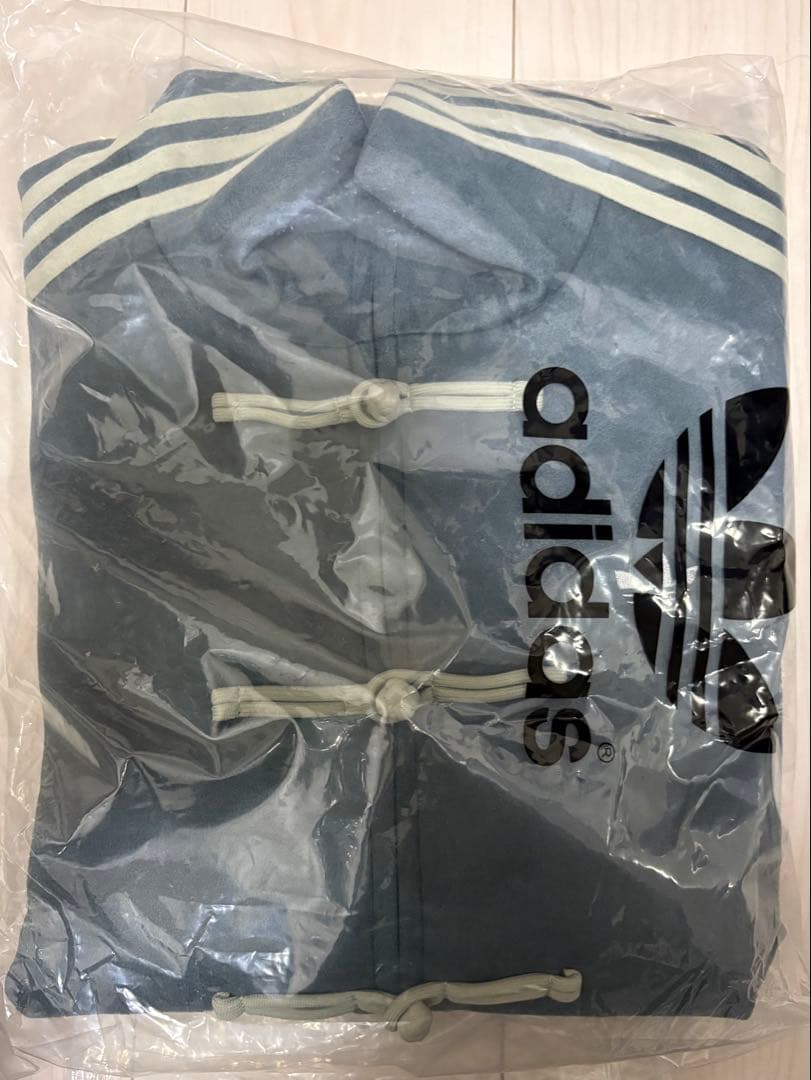 海外限定⭐︎adidas originals スエード トラックジャケット グレー