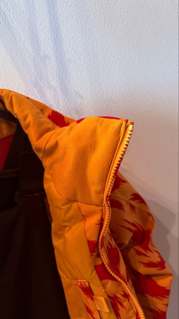 Burton 子ども用スノーボードウェアセット　4T