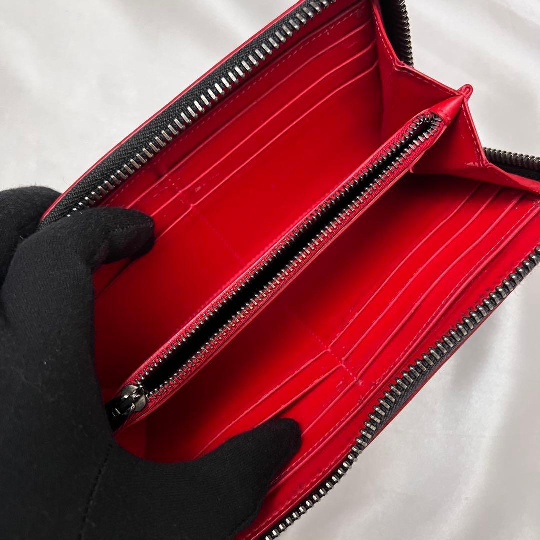 ◇美品◇ルブタン　パネトーネ　スパイクスタッズ長財布　ブラック×レッド　レザー