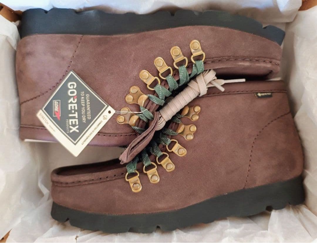 END. Clarks Originals BEAMS PLUS ワラビー