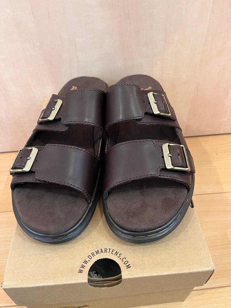 Dr. Martens ダークブラウン サンダル　新品未使用