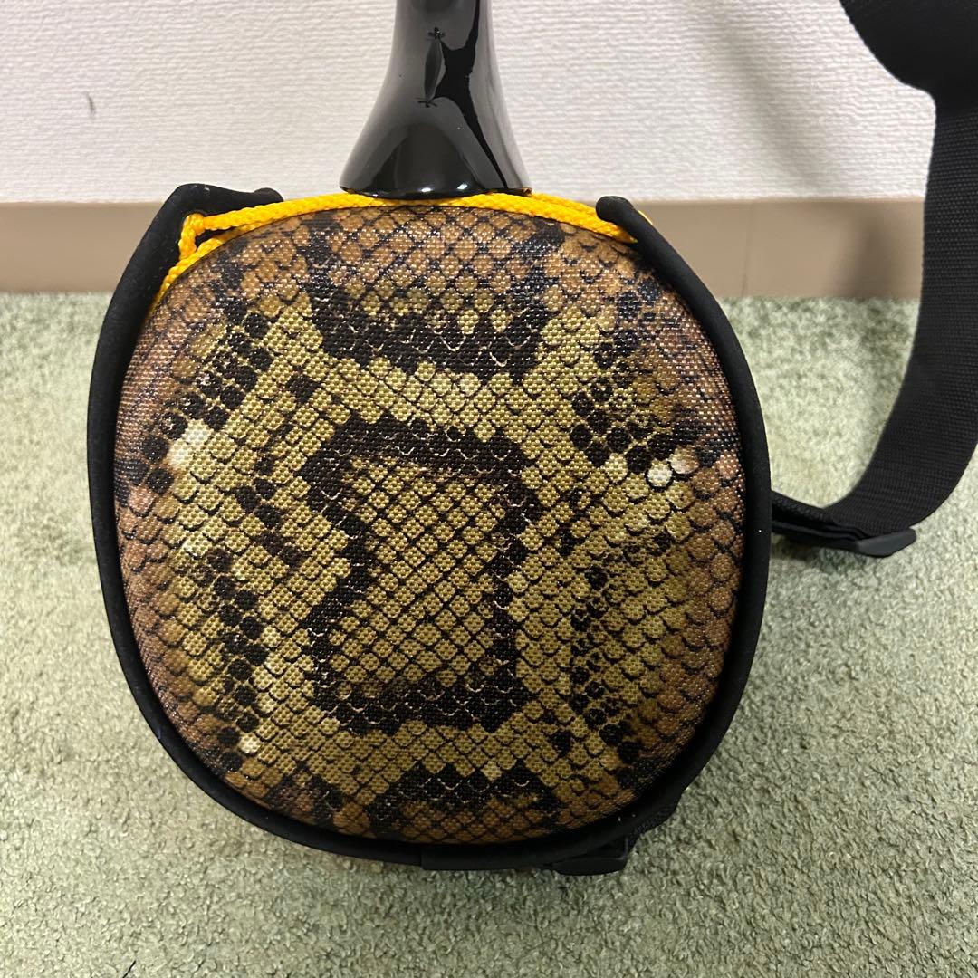 【美品】沖縄三線　蛇柄　人工皮仕様　三味線タイプ　リュックケース付き