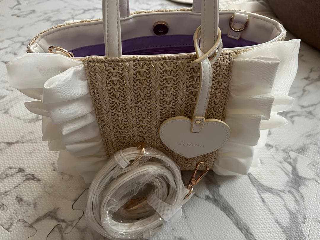 DIANA フリルミニバッグ