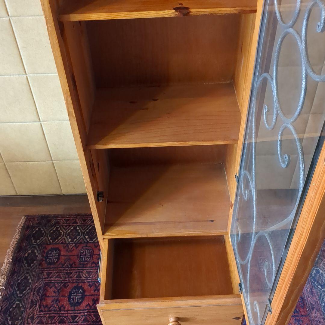 【値下げしました】パイン材　ガラスアイアンキャビネット　店舗什器