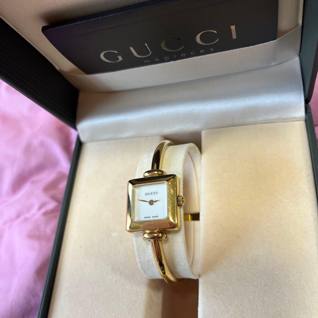 GUCCI 1900L ゴールド レディース　腕時計　バングルウォッチ