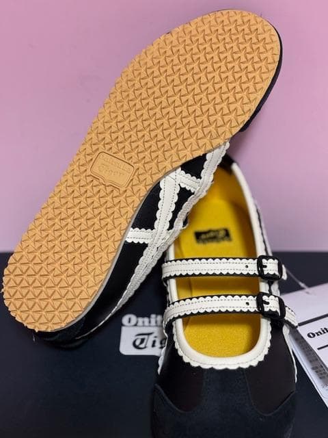 Onitsuka Tiger MEXICO 66 TGRS 23cm 新品未使用