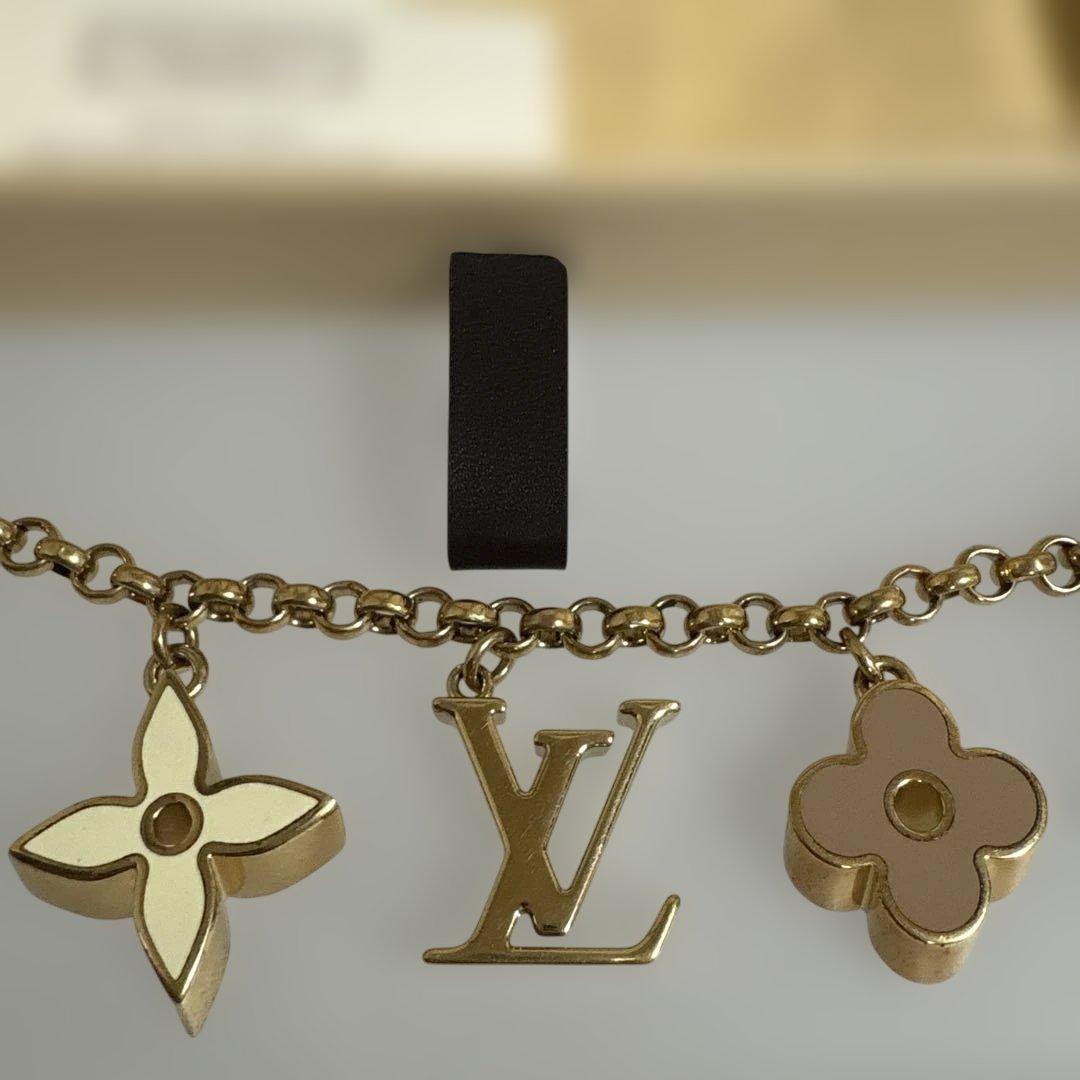 ルイヴィトン バックチャーム　チェーンフルール ドゥ モノグラム