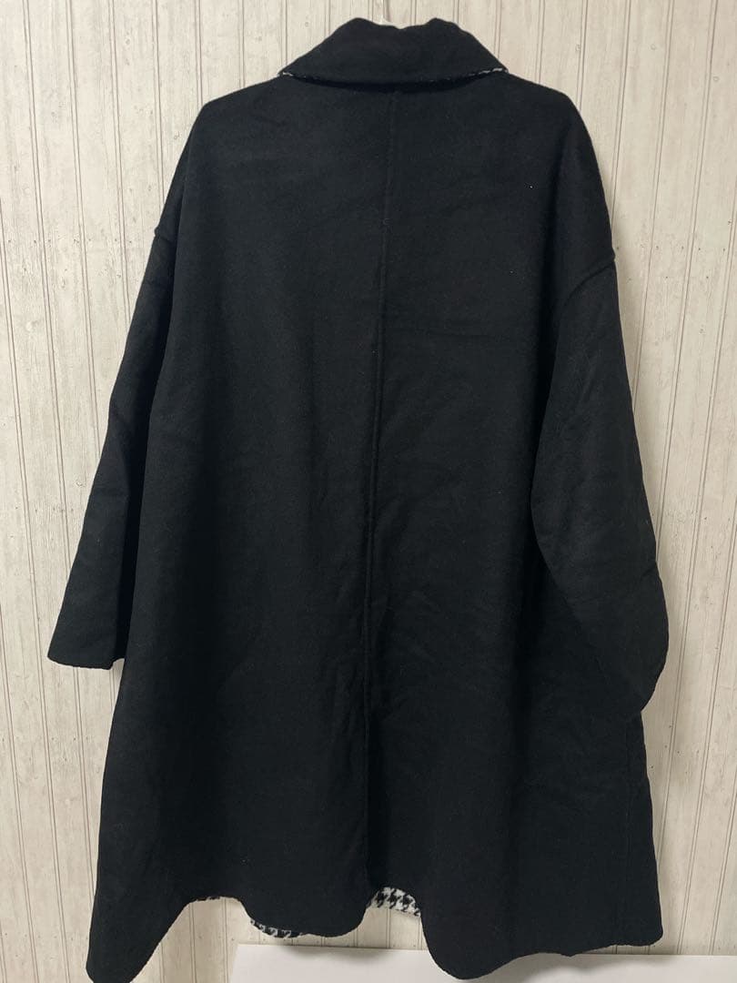 【完売品】Tnewties 口角にほくろがある彼女リバーシブルコート黒Mウール混