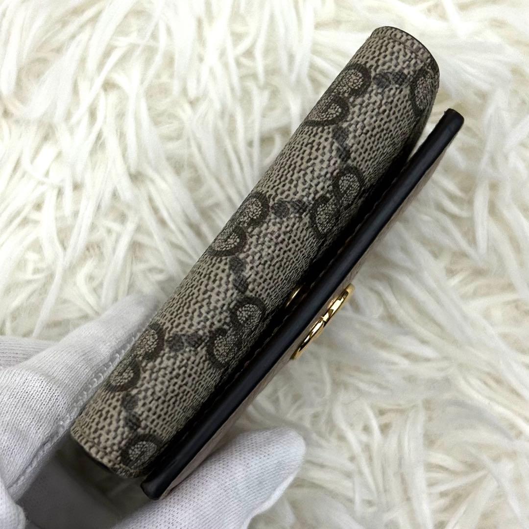 【美品】GUCCI GG柄 GGマーモント コーティング6連 キーケース