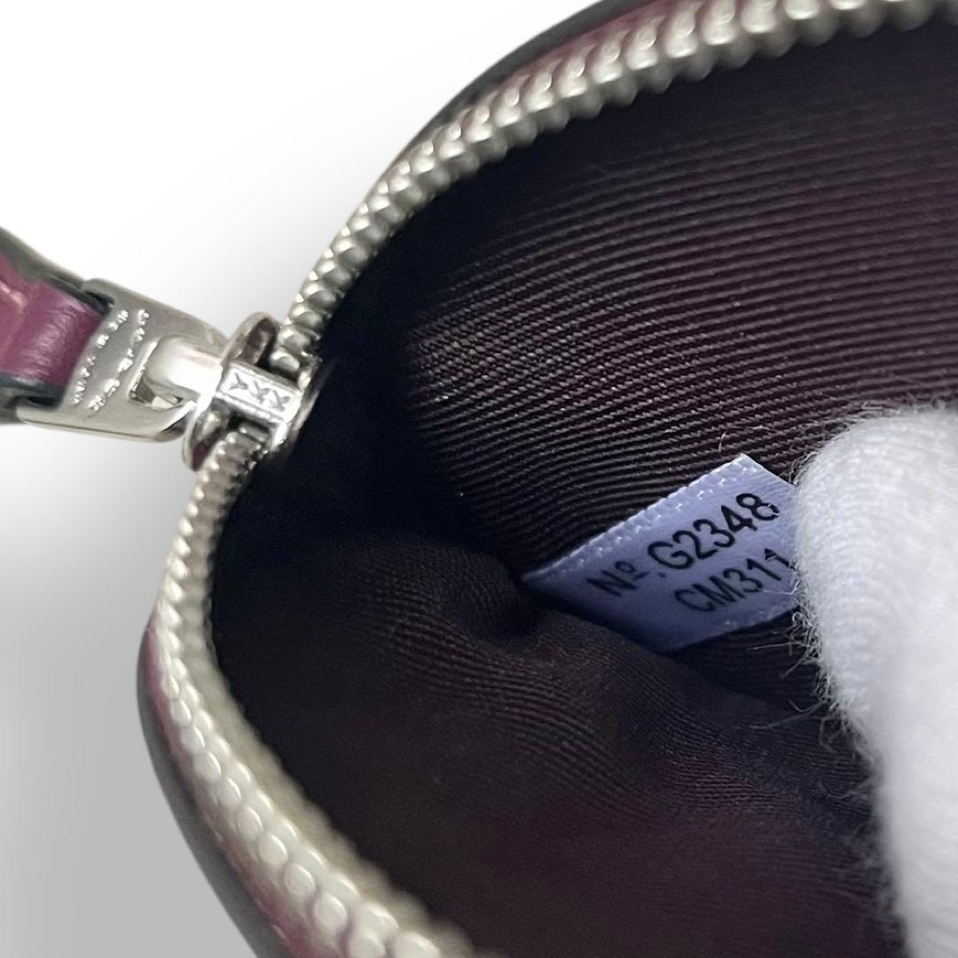 極美品✨コーチ　ハートスタッズケース バッグキーリング チャーム