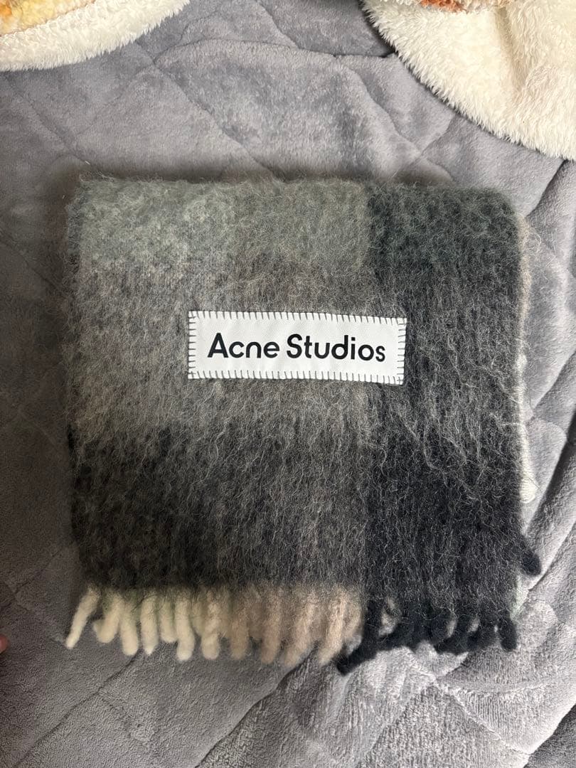 Acne Studios マフラー　正規品