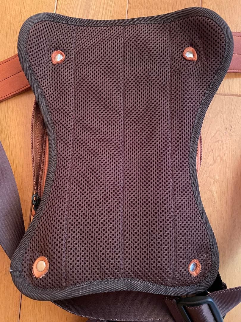 クシタニ2ウェイレッグバッグ