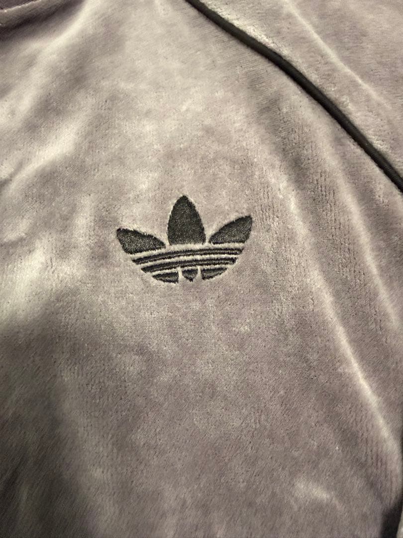 完売品‼️新品　アディカラーSST ベロアトラックトップ　JX1562 ジャージ