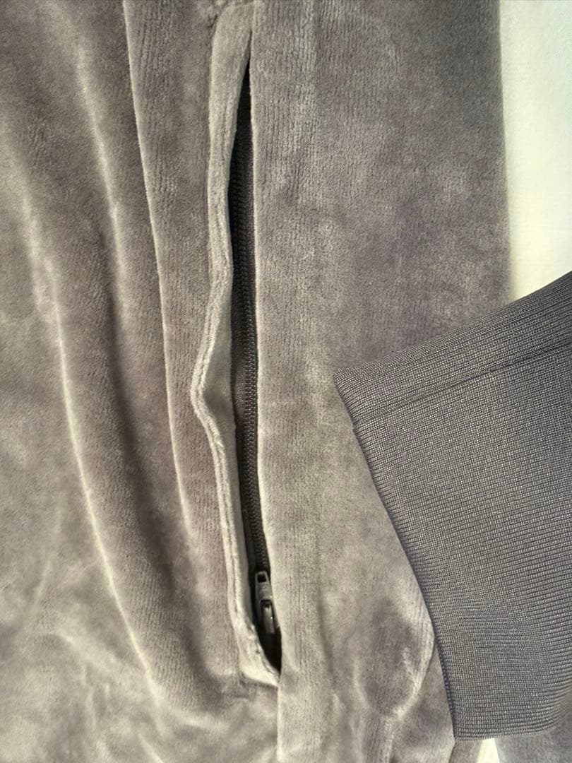 完売品‼️新品　アディカラーSST ベロアトラックトップ　JX1562 ジャージ