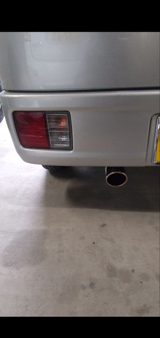 セール！エブリィバンDA17V(NA)マフラー美品