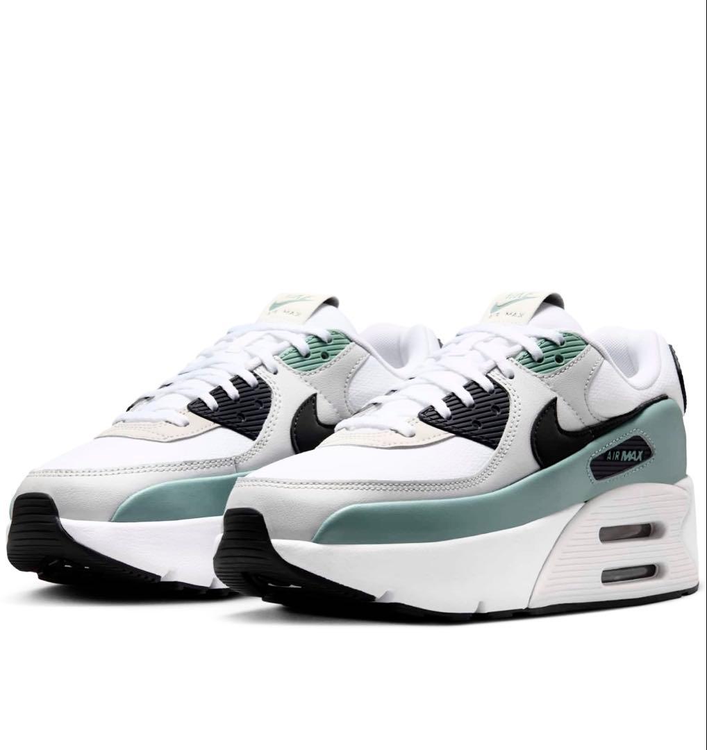 ■新品24.0cm■ナイキ エア マックス90 LV8 ホワイト/グリーン系厚底