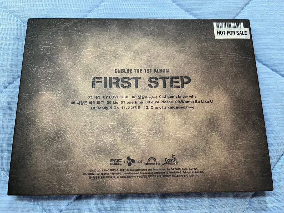 CNBLUE サイン入りファーストアルバム